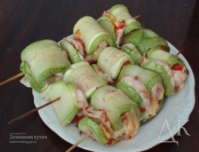 Шашлык из кабачков и курицы