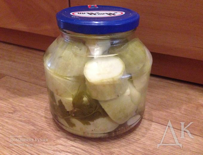 Кабачки консервированные с горчицей