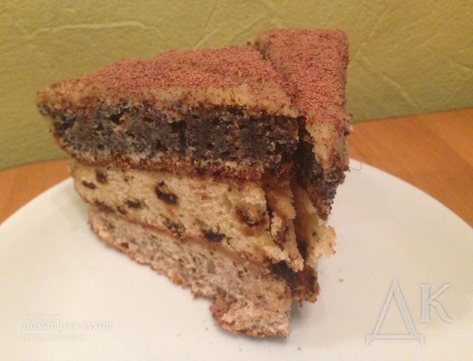 Торт с орехами, изюмом и маком